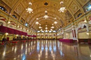 Small Wedding Venues: How to Choose the Right Space
